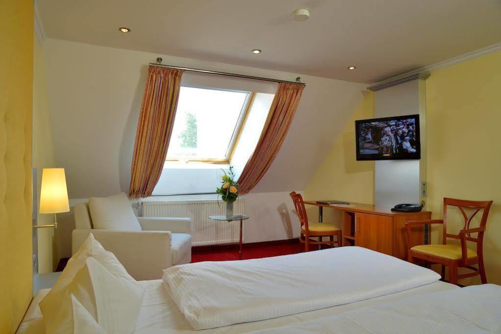 Celler Hof Hotel Exterior photo
